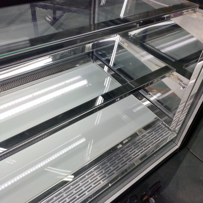 Refrigerador de comercialización horizontal comercial con el espacio interno grande